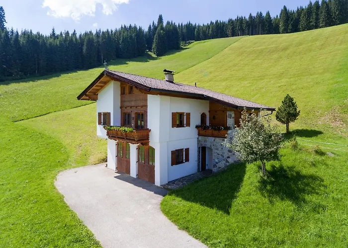 Flecklhuette * هوبفغراتن إم بريكسنتال